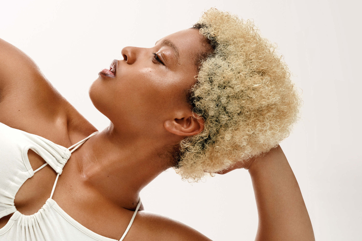 How to Remove Ear Hair